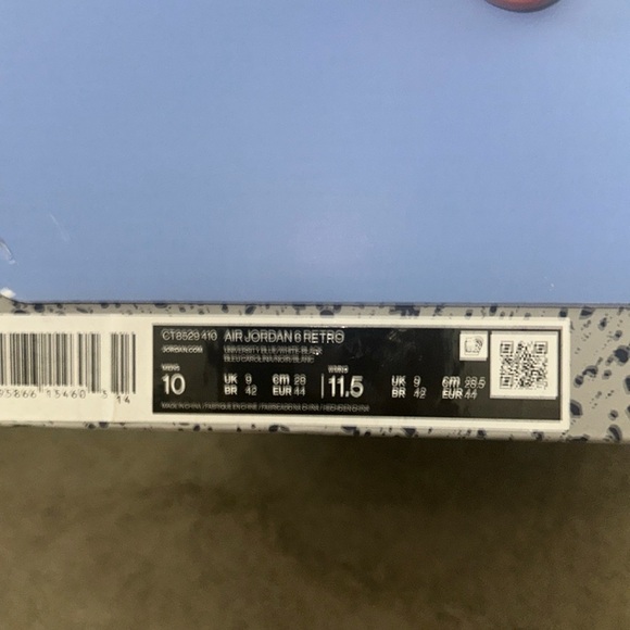 CTB529410 AIR JORDAN G RETRO
SIZE 10 - Picture 6 of 6